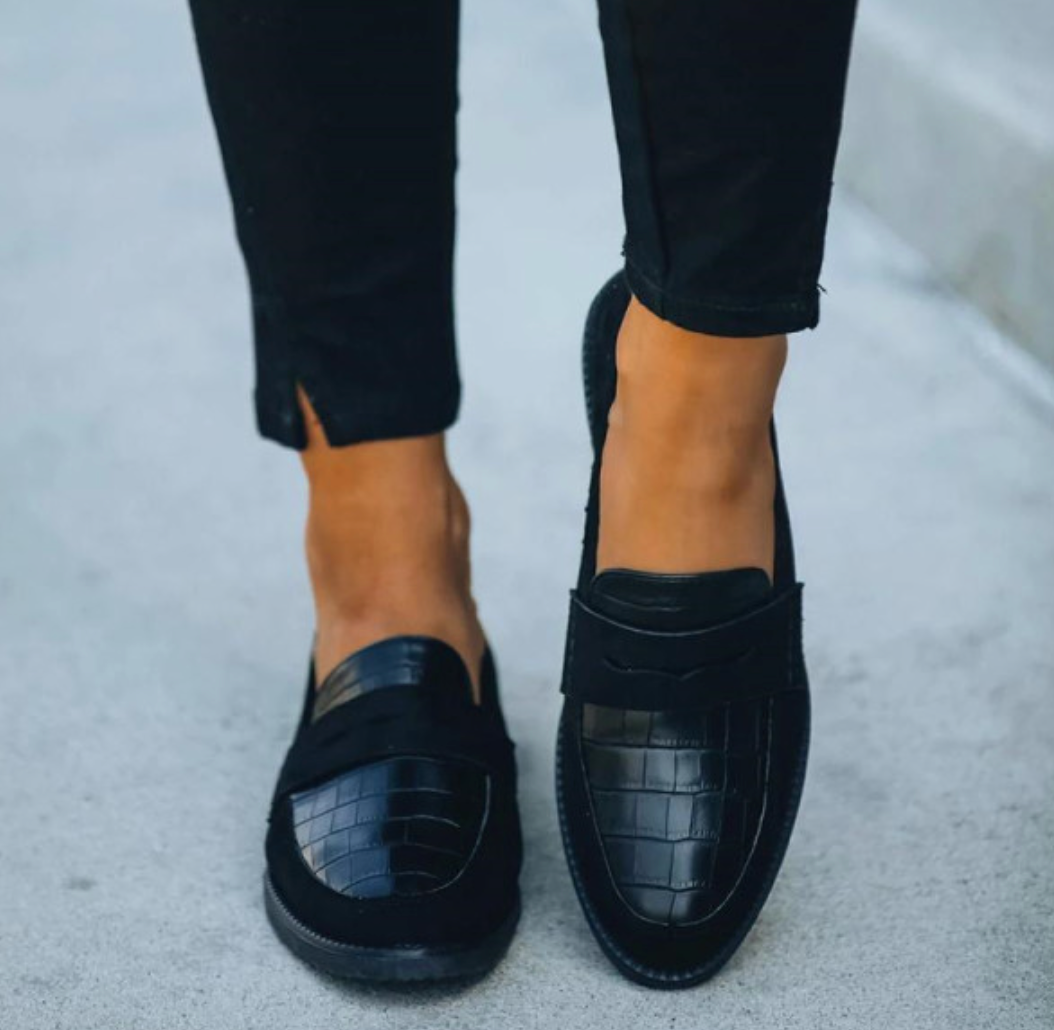 Black Loafers with Croc Leather Look and Comfort Sole