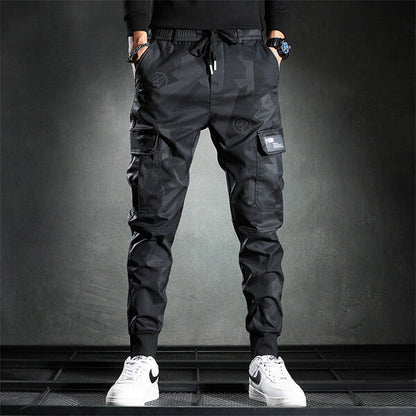 Black Cargo Pants with Streetwear Vibe and Comfortable Fit