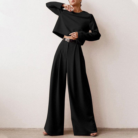 Elegantes zweiteiliges Damenoutfit