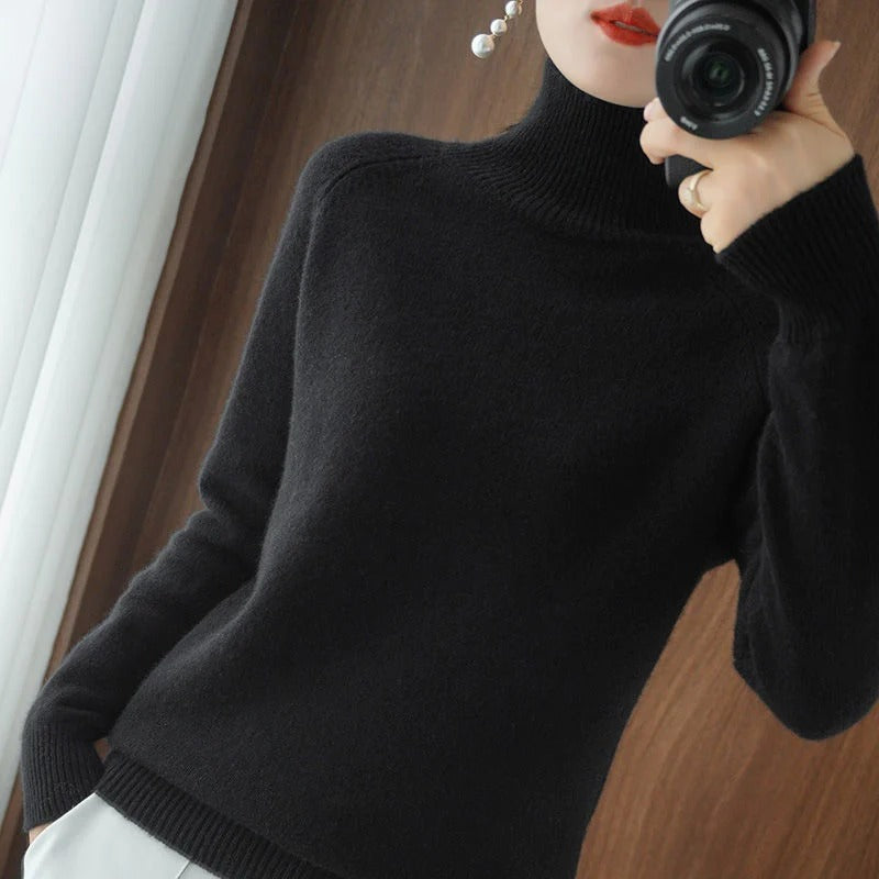 Ladies' Warm Turtleneck Sweater with Flexible Neck and Ribbed Edges