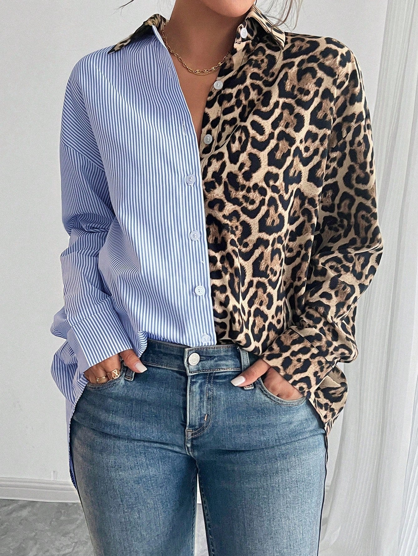 Blouse with colour block design and long sleeves
