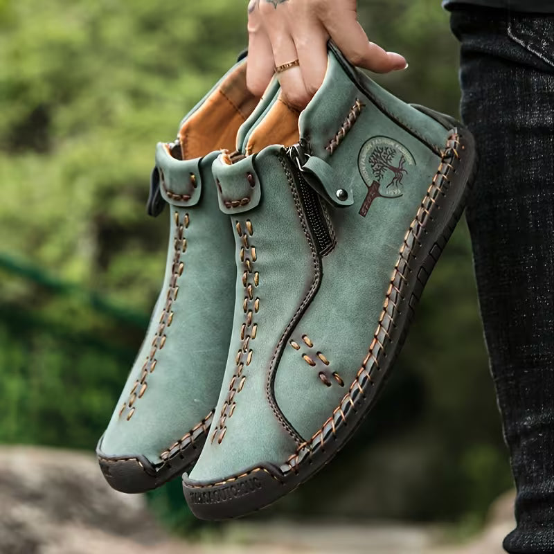 Boots with Zip and Rubber Sole