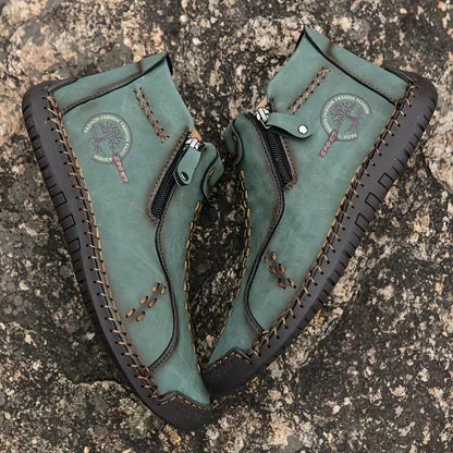 Boots with Zip and Rubber Sole