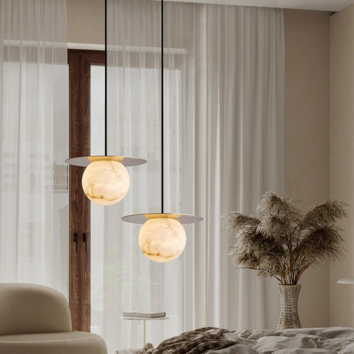 Lampă de masă sferică de lux din alamă și alabastru