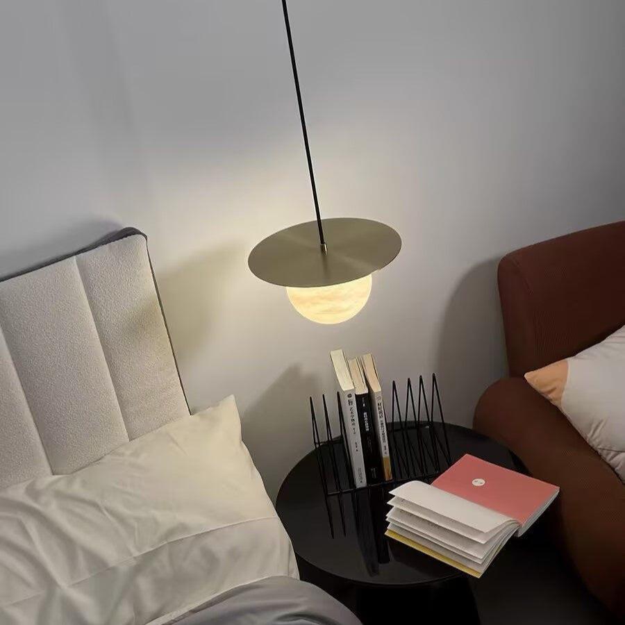 Lampă de masă sferică de lux din alamă și alabastru