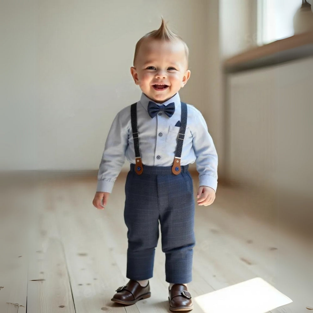 Elegante completo da 3 pezzi per bambino – Camicia blu, gilet e pantaloni con papillon