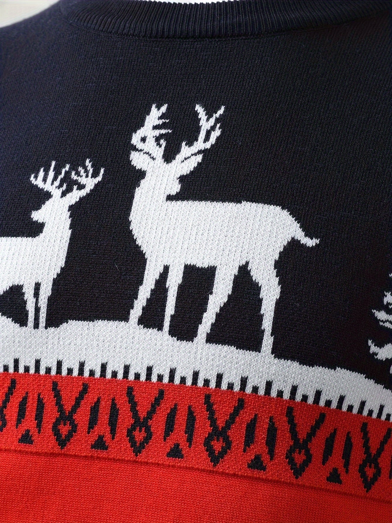 Bram | Festive Men's Jumper with Christmas and Reindeer Print