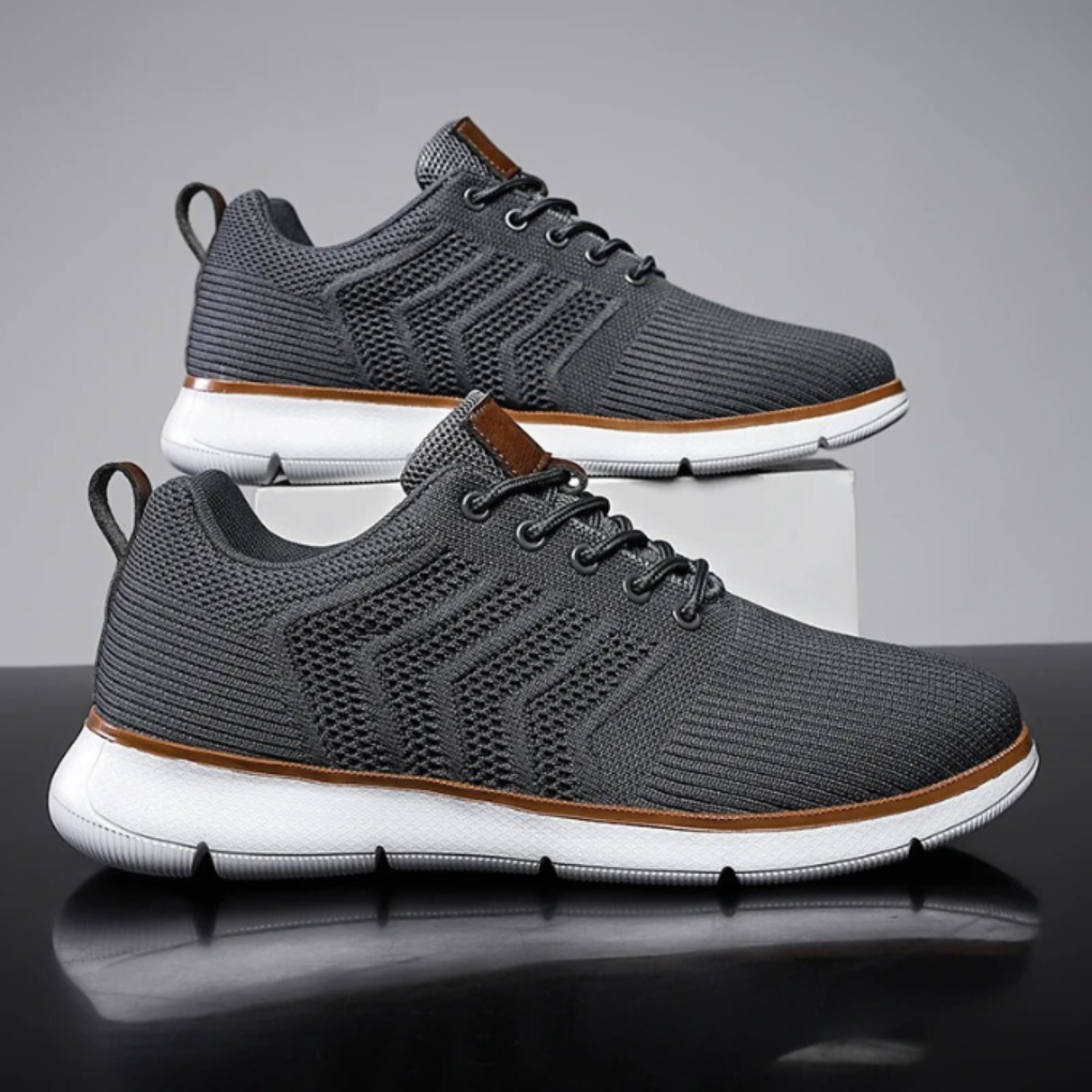 Breathable mesh sports shoes for men