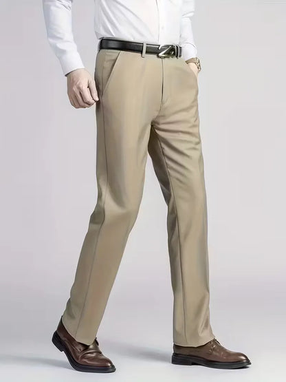 Pantalon avec taille élastique et coupe régulière