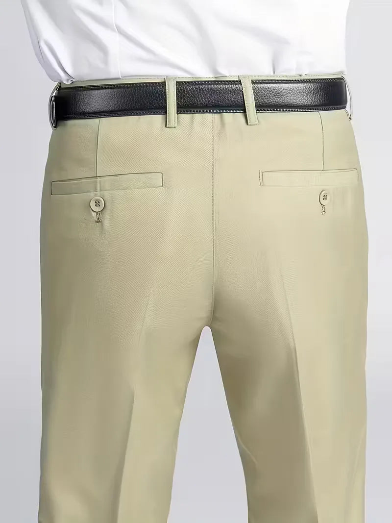 Pantalon avec taille élastique et coupe régulière