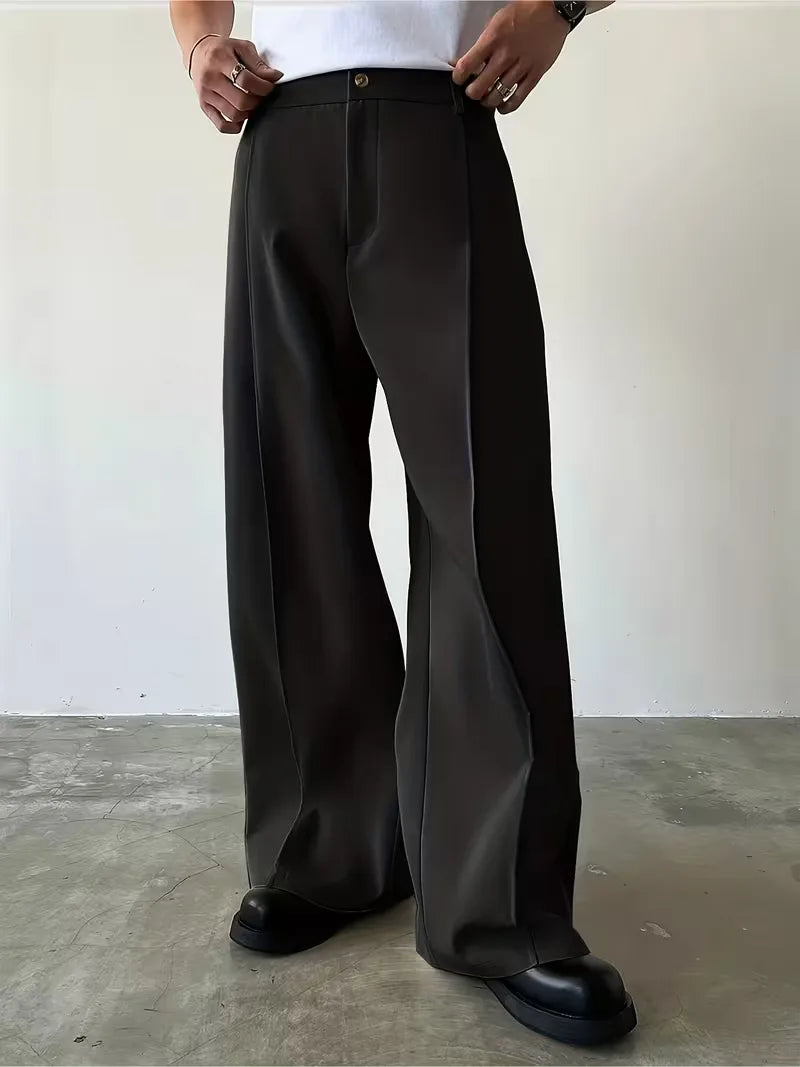 Pantalon plissé avec jambe droite ample