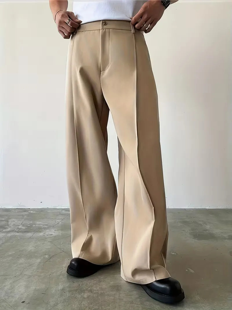 Pantalon plissé avec jambe droite ample