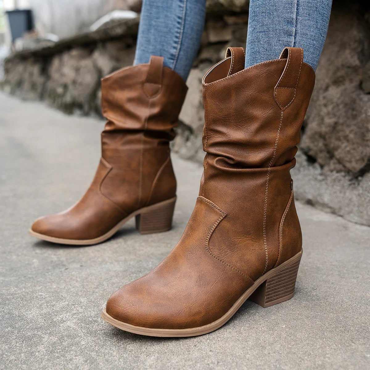 Brown Leather Boots with Comfortable Heel for Autumn/Winter