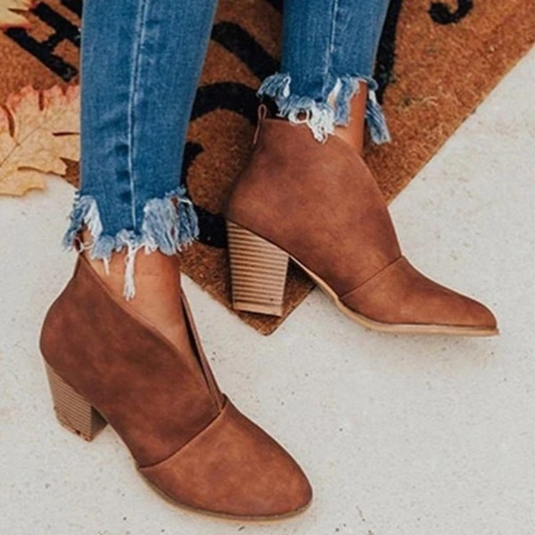 Vintage Women's Ankle Boots with Block Heel and V Cut