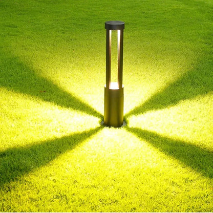 BoulderBlaze - LED Bollard Light