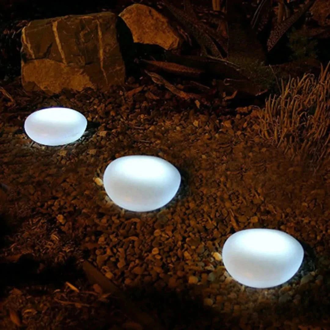 SolarGlow - Solar Pebble Stone Lamp