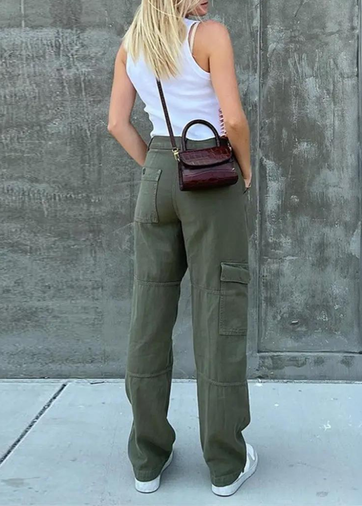 Trendy High-Waisted Cargo Jeans for Women