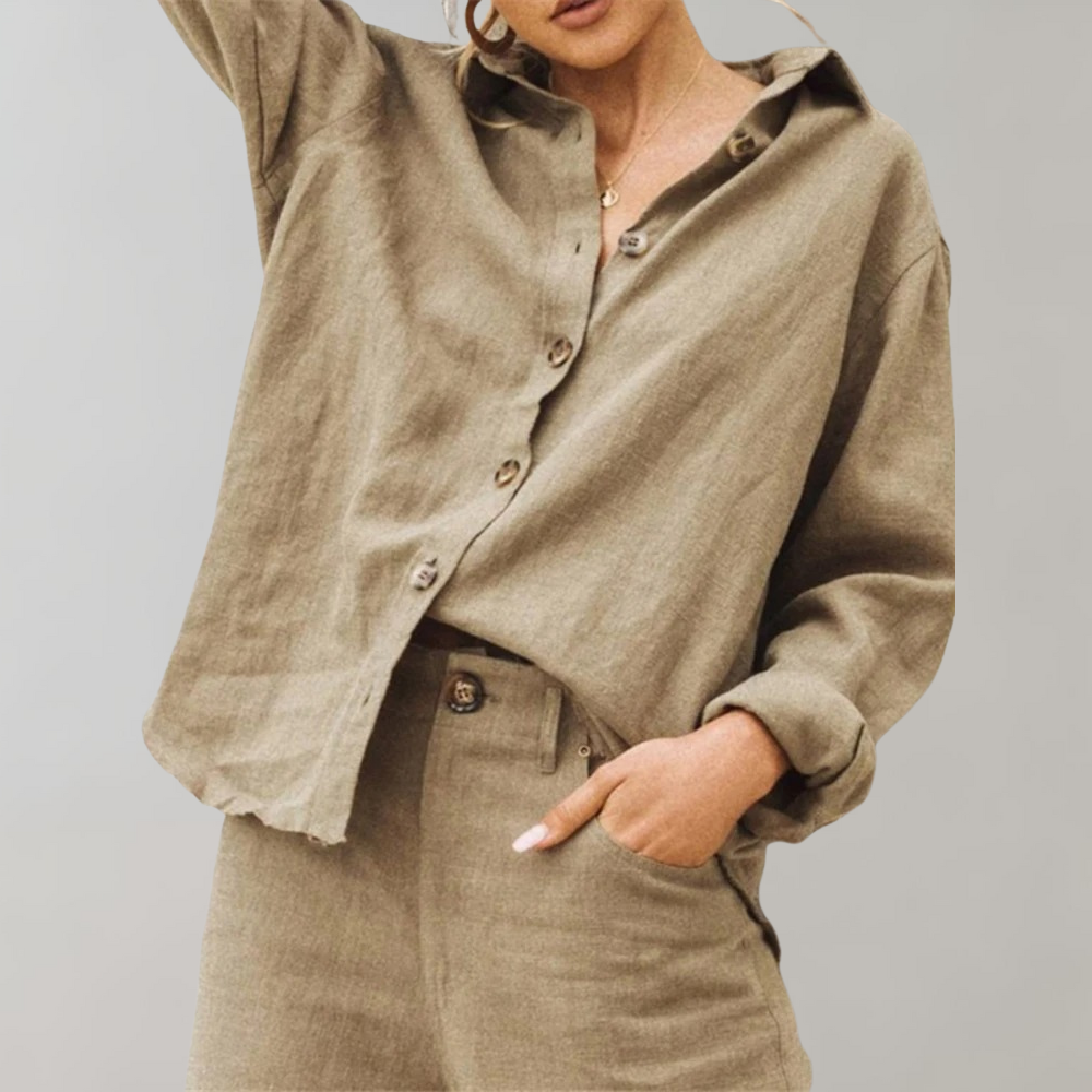 Vintage Linen Blouse with Oversized Fit and Timeless Elegance