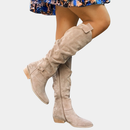 Fashionable Casual Women's Boots with Comfortable Fit