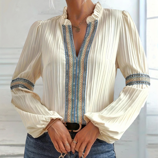 Blusa bohemia crema con mangas largas y escote en V