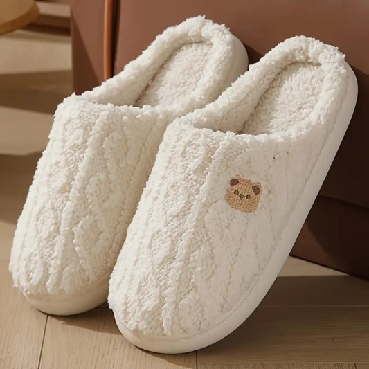Zapatillas cómodas y suaves de oso para mujer, listas para el invierno