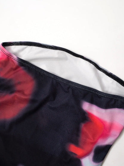Mini abito senza spalline da donna con stampa astratta
