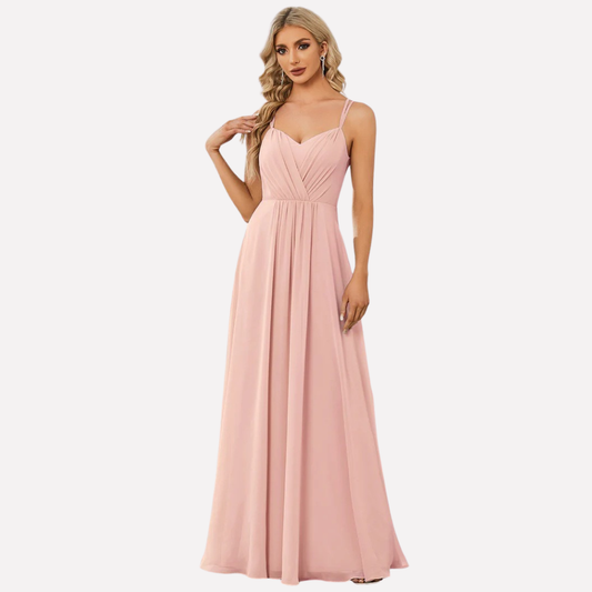 Elegant kjole for kvinner med halterneck for en elegant look