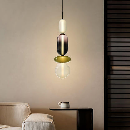 Závesná lampa s tienidlom z farebného skla – farebné LED osvetlenie
