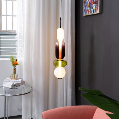Závesná lampa s tienidlom z farebného skla – farebné LED osvetlenie