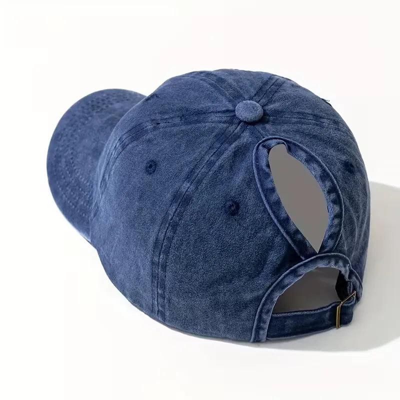 Cap with ponytail opening