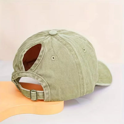 Cap with ponytail opening
