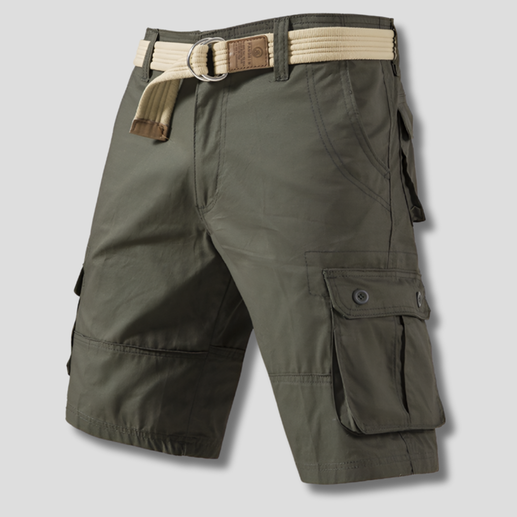 Cargo shorts with multiple pockets for men