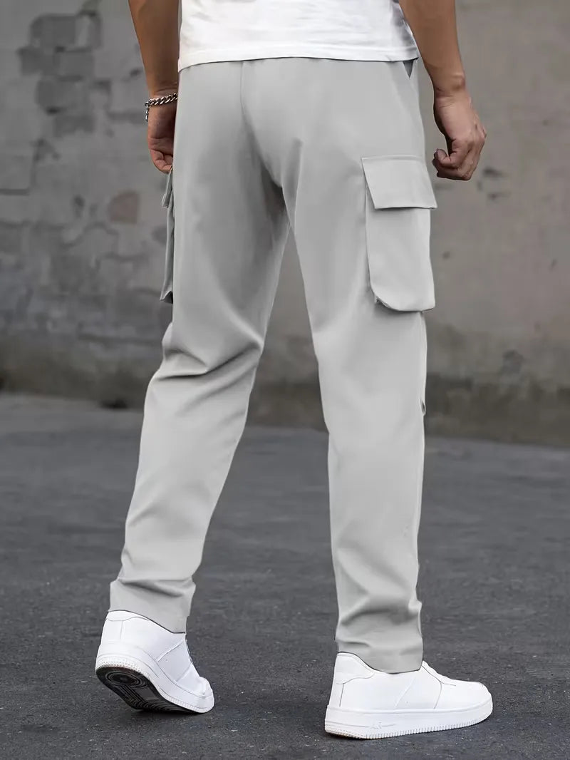 Cargo trousers with elastic waistband