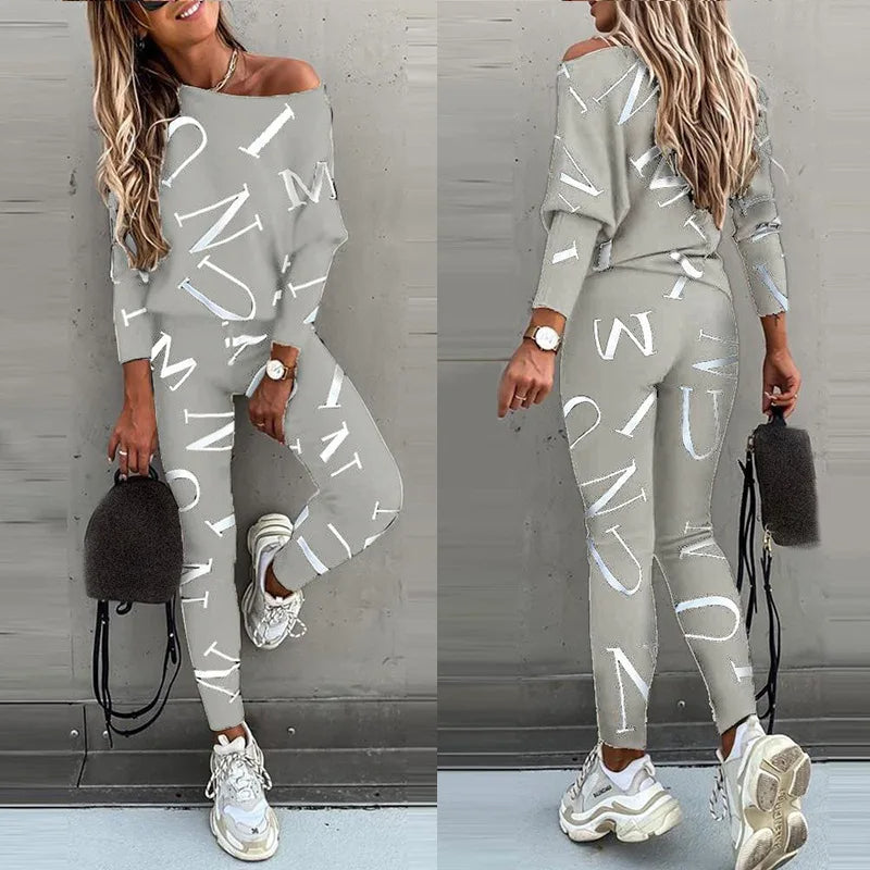 Casual 2-Piece Women's Suit with Print