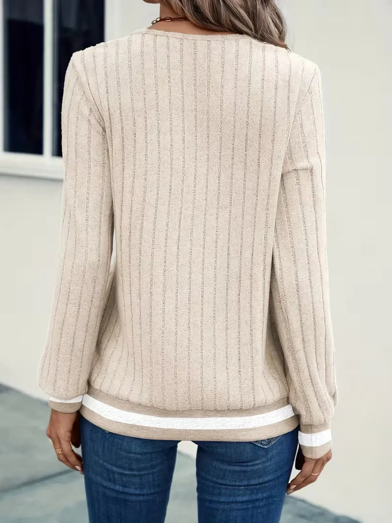Casual long-sleeve with V-neck