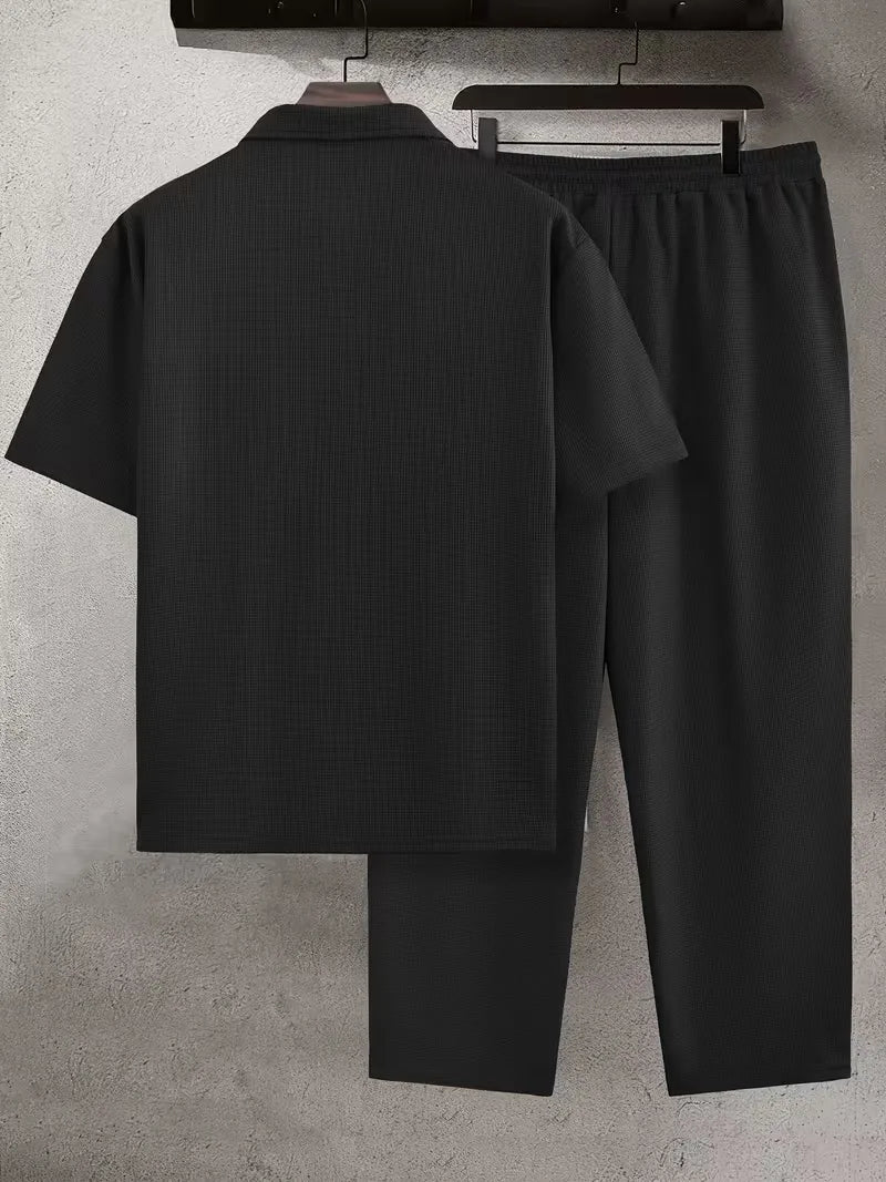 Casual men's suit with waffle texture