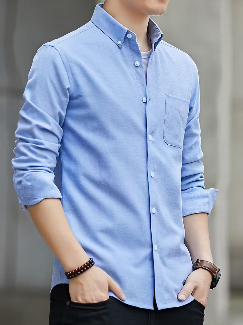 Casual shirt with long sleeves and chest pocket