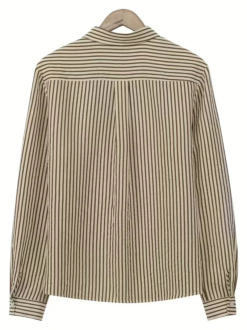 Casual shirt with vertical stripes
