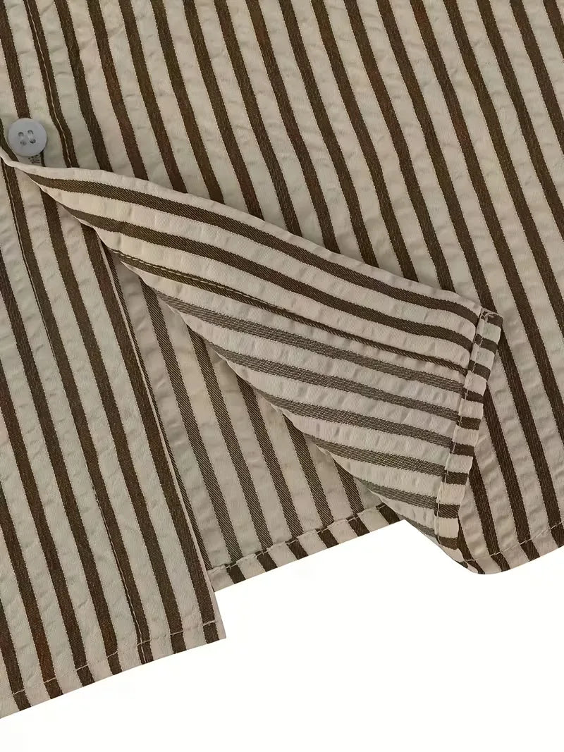 Casual shirt with vertical stripes
