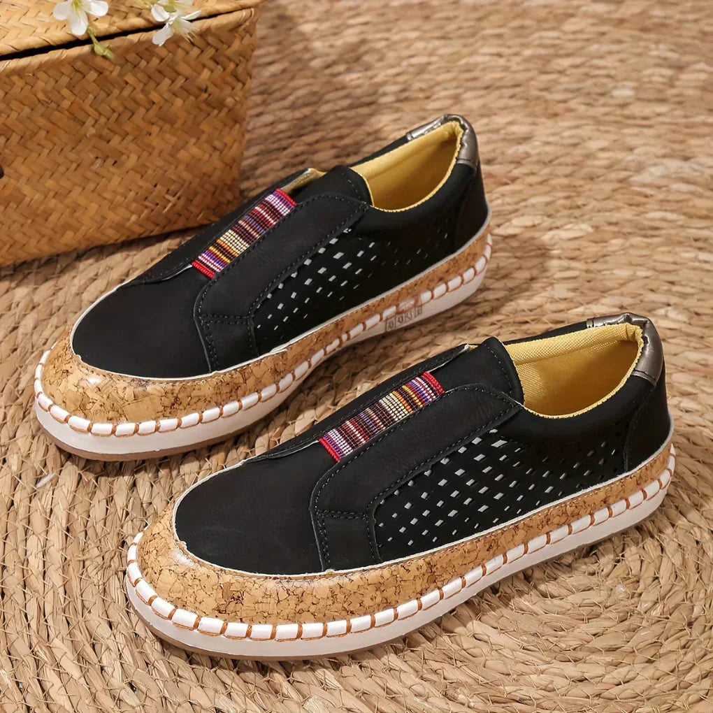 Casual shoes for women