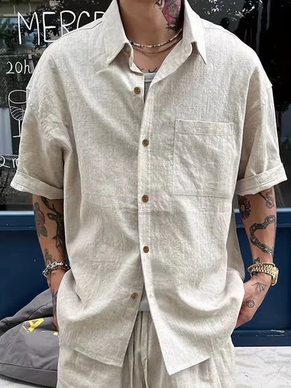 Casual short-sleeved shirt