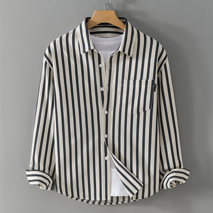 Casual style with long sleeves and chest pocket