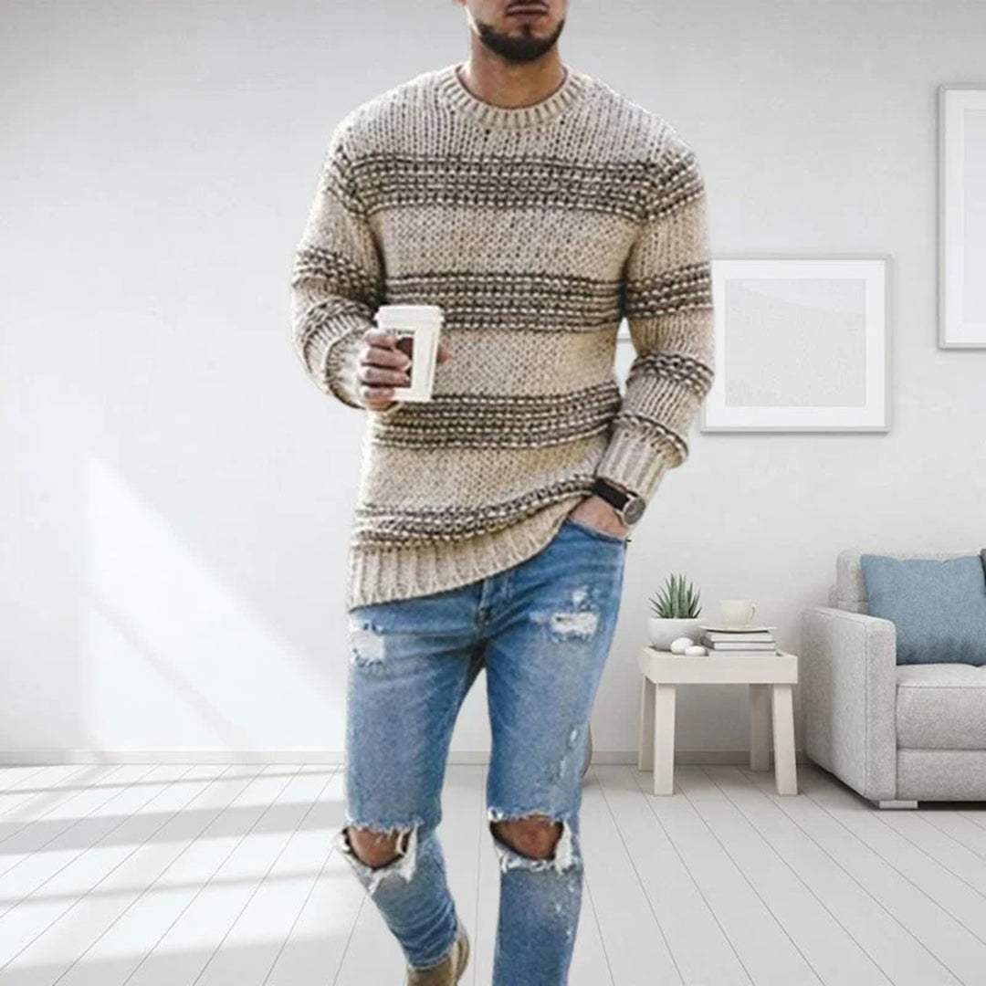 Casual sweater with round neck for men - ideal for spring