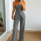 Débardeur sans bretelles et pantalon taille haute