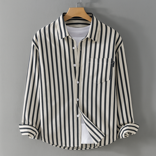 Estilo casual con mangas largas y bolsillo en el pecho