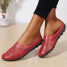 Orthopaedic sandals: comfort and everyday elegance