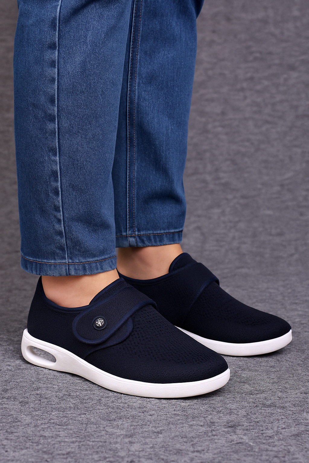 Wide Diabetic Shoes - Diab