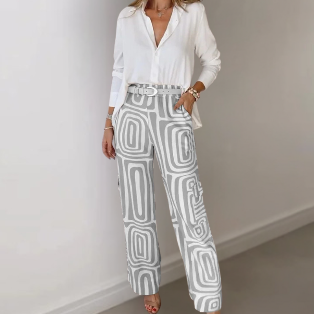 Clio – Stylish 2-Piece Women's Outfit with White Blouse and Geometric Pants
