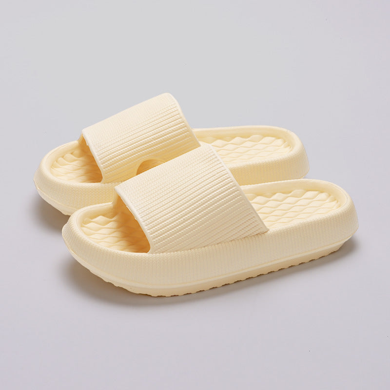 Comfortable Non-Slip Slippers with Checkered Pattern