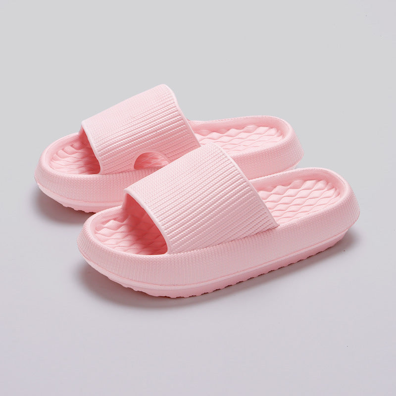 Comfortable Non-Slip Slippers with Checkered Pattern